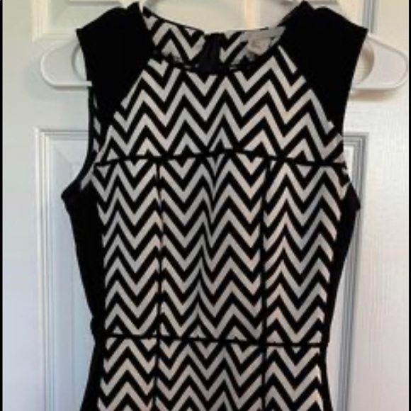 Work clothes clean out - Picture 5 of 16